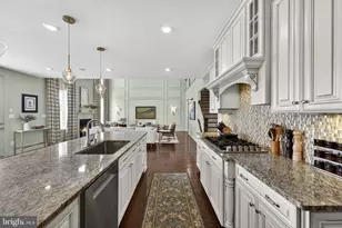 25014 Dahlia Manor Pl, Aldie, VA 20105 - Photo 36