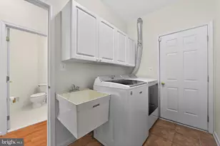 43355 La Belle Pl, Ashburn, VA 20147 - Photo 34