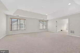 43355 La Belle Pl, Ashburn, VA 20147 - Photo 38