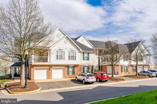 43114 Watercrest Square, Chantilly, VA 20152 - Photo 1