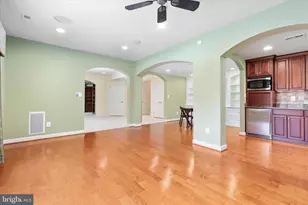 19779 Spyglass Hill Ct, Ashburn, VA 20147 - Photo 40