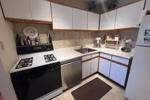 125 Clubhouse Dr SW, Leesburg, VA 20175 - Photo 2