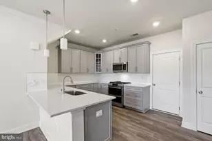 22528 Wilson View Ter, Ashburn, VA 20148 - Photo 4