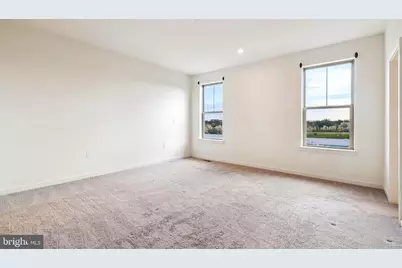 46007 Woodpecker Sq., Sterling, VA 20165 - Photo 14