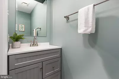 45591 Hutchens Square, Sterling, VA 20166 - Photo 10