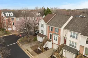 45591 Hutchens Square, Sterling, VA 20166 - Photo 32