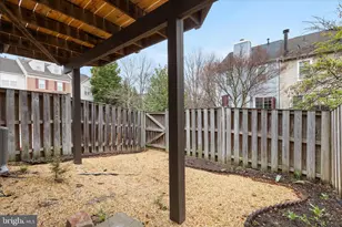 45591 Hutchens Square, Sterling, VA 20166 - Photo 24
