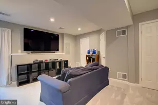 528 Tuliptree Square NE, Leesburg, VA 20176 - Photo 34