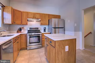 528 Tuliptree Square NE, Leesburg, VA 20176 - Photo 10