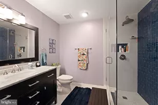 112 Hopeland Ln, Sterling, VA 20164 - Photo 32