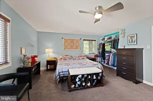 112 Hopeland Ln, Sterling, VA 20164 - Photo 30