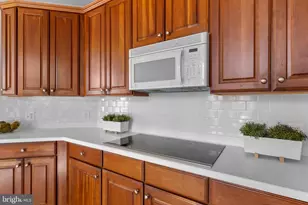 47772 Scotsborough Square, Potomac Falls, VA 20165 - Photo 38