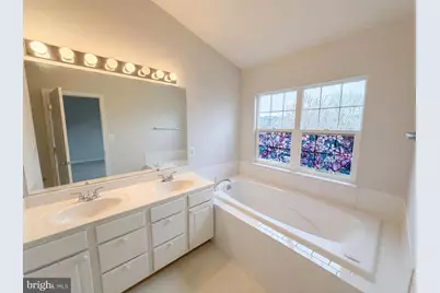 43684 Phelps Terrace, Ashburn, VA 20147 - Photo 6