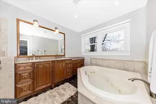 43518 Golden Meadow Cir, Ashburn, VA 20147 - Photo 40