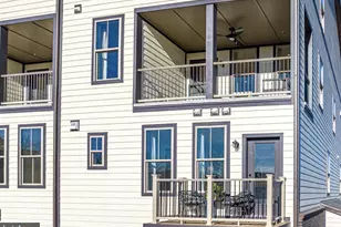 20900 Bluebird Sq, Sterling, VA 20165 - Photo 2