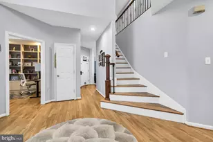 43553 Dempsey Ln, Chantilly, VA 20152 - Photo 4