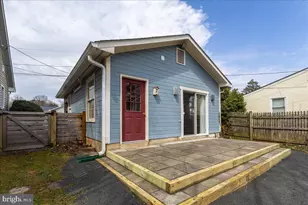 104 Pershing Ave NW, Leesburg, VA 20176 - Photo 6