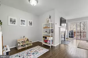 20250 Brookview Square, Ashburn, VA 20147 - Photo 8