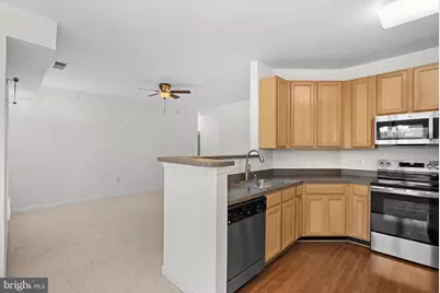 42446 Mayflower Terrace #303, Brambleton, VA 20148 - Photo 14