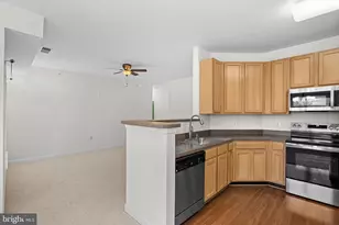 42446 Mayflower Terrace, Brambleton, VA 20148 - Photo 14