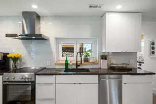 35500 Troon Ct, Round Hill, VA 20141 - Photo 10