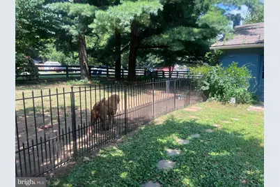 18 E Loudoun Street, Round Hill, VA 20141 - Photo 4