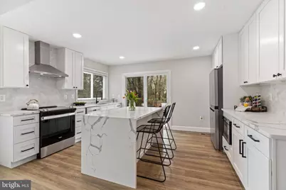 218 Penny Lane, Sterling, VA 20164 - Photo 12