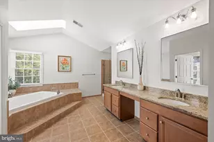 20338 Fishers Island Ct, Ashburn, VA 20147 - Photo 28