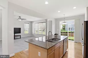 13572 Arcadian Dr, Leesburg, VA 20176 - Photo 24