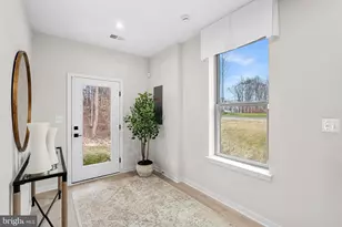 19710 Sepia Sq, Ashburn, VA 20147 - Photo 8