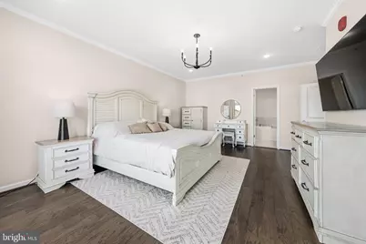 1400 Ribbon Limestone Terrace SE #E-201, Leesburg, VA 20175 - Photo 20