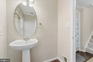 113 Connery Terrace SW, Leesburg, VA 20175 - Photo 8