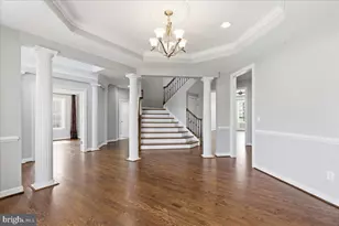 25283 Connor Ct, Aldie, VA 20105 - Photo 6