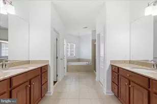 25283 Connor Ct, Aldie, VA 20105 - Photo 34