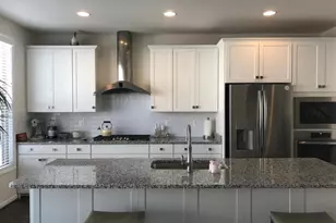 42409 Dogwood Square, Sterling, VA 20166 - Photo 4