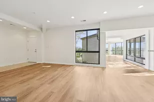 19400 Lansdowne Woods Blvd, Leesburg, VA 20176 - Photo 14