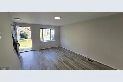 15 Asbury Way, Sterling, VA 20165 - Photo 4