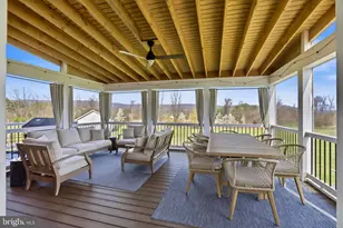 15615 Whispering Knoll Ct, Hillsboro, VA 20132 - Photo 10