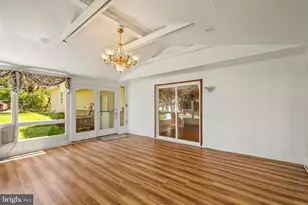 10217 McKean Ct, Great Falls, VA 22066 - Photo 38