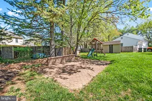 10217 McKean Ct, Great Falls, VA 22066 - Photo 42