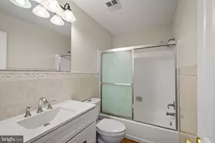 10217 McKean Ct, Great Falls, VA 22066 - Photo 22