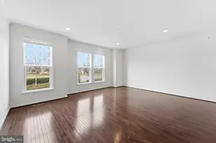 42396 Benfold Square, Brambleton, VA 20148 - Photo 14