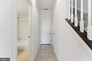 42396 Benfold Square, Brambleton, VA 20148 - Photo 10