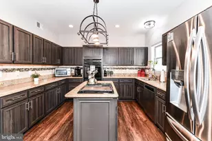 20855 Blythwood Ct, Ashburn, VA 20147 - Photo 12