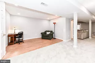 20855 Blythwood Ct, Ashburn, VA 20147 - Photo 46