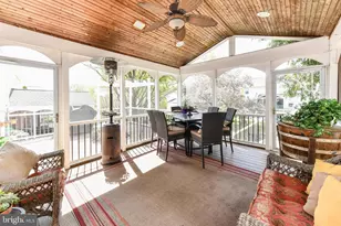 20855 Blythwood Ct, Ashburn, VA 20147 - Photo 4