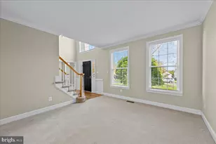 20543 Chapin Ct, Sterling, VA 20165 - Photo 6