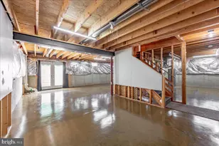 20543 Chapin Ct, Sterling, VA 20165 - Photo 32