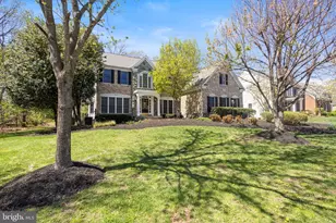 22579 Forest Manor Dr, Ashburn, VA 20148 - Photo 2