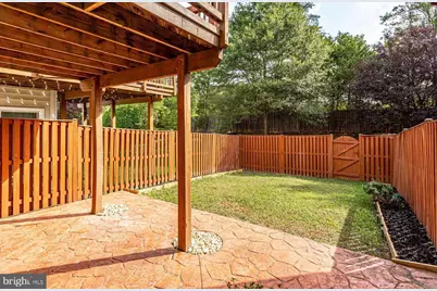 25242 Dunvegan Square, Chantilly, VA 20152 - Photo 34